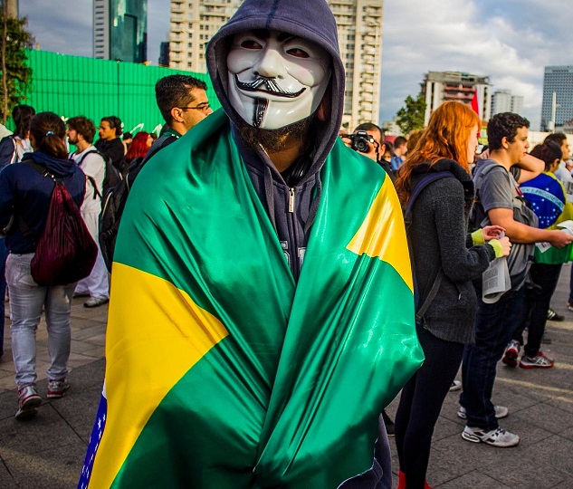 Foto de protestos políticos via whatsapp em Florianópolis